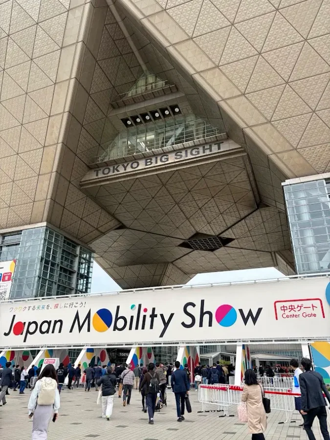 46時間の抗がん剤点滴中に訪れた東京ビッグサイト、Japan Mobility Showの会場入口